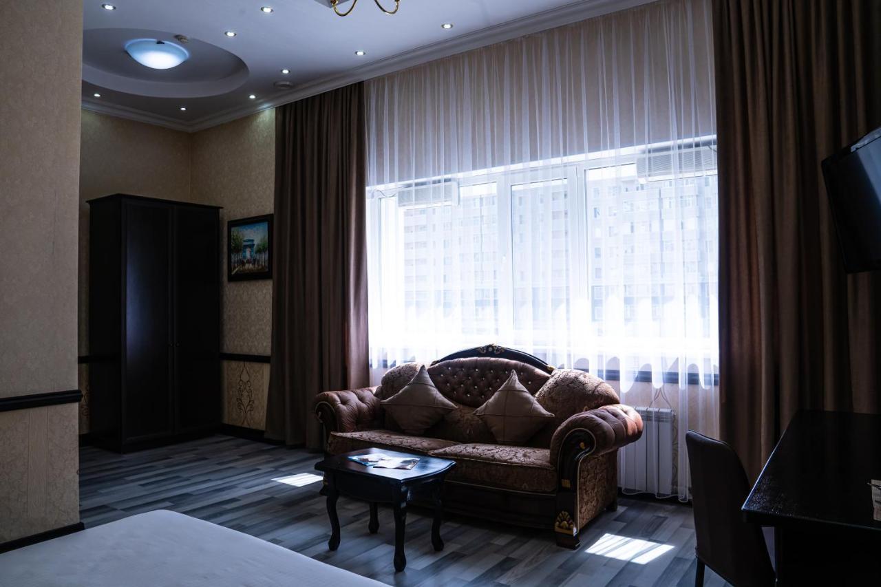 Belon Lux Hotel Astana Luaran gambar